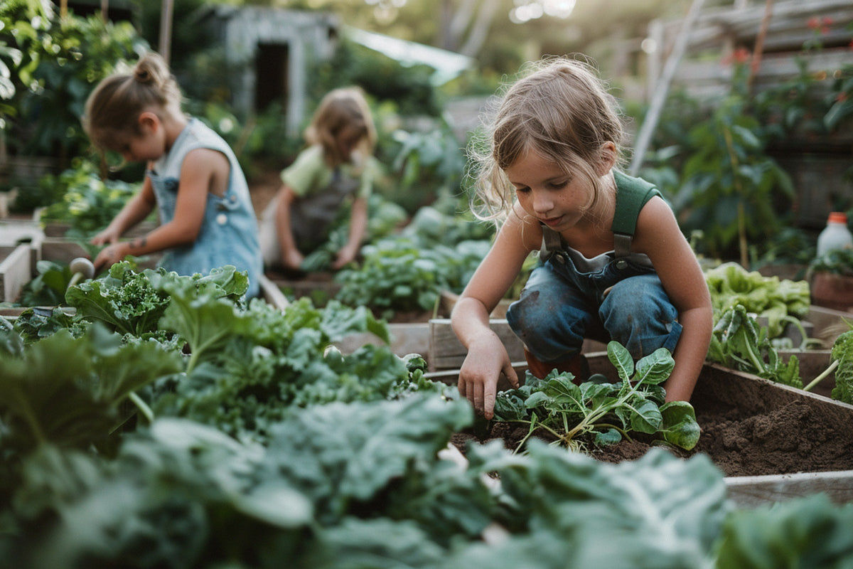 Kids - kind leert tuinieren